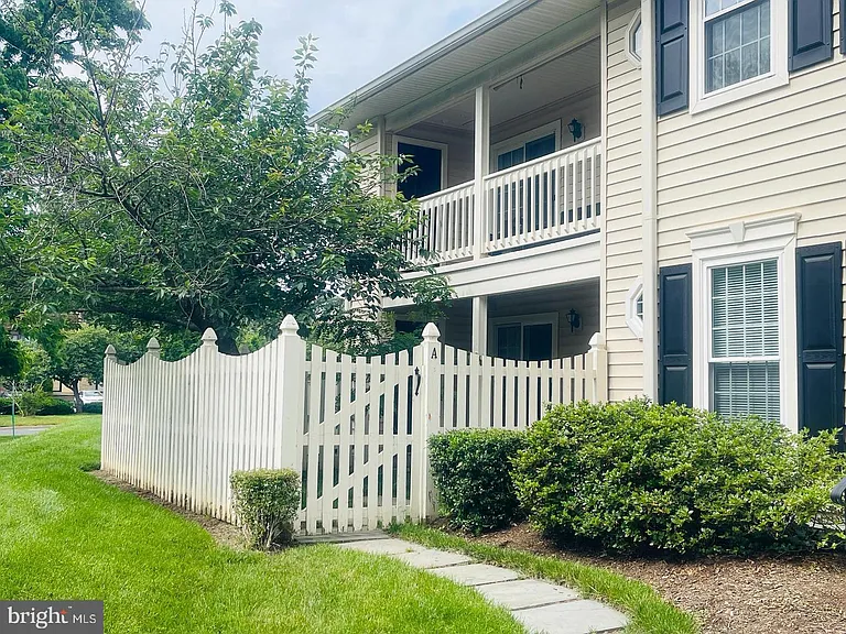 10210 Ashbrooke Ct #A21 — Photo 17