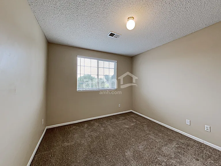 9595 Canberra Dr — Photo 16