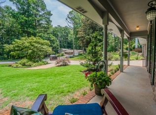 1190 Land O Lakes Dr, Roswell, GA 30075