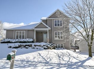 1201 Jasmine Dr, Madison, WI 53719