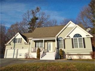 48 Baremeadow St, Methuen, MA 01844