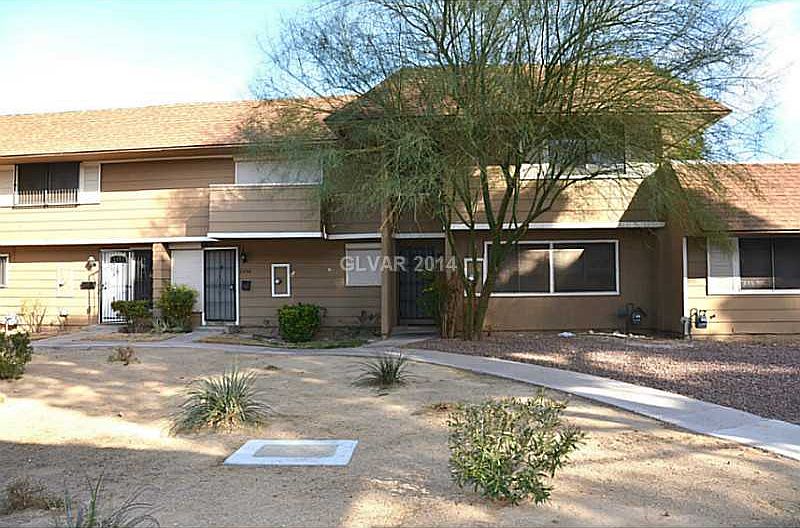 1st image of 2480 Paradise Village Way