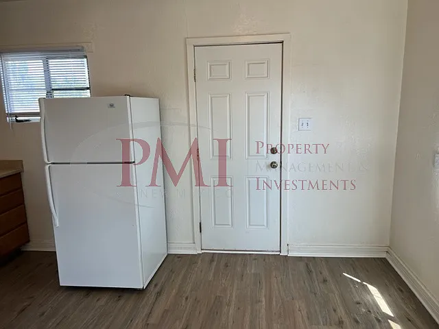 Montana Avenue 1404 — Photo 10