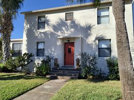 1818 3rd St, Neptune Beach, FL