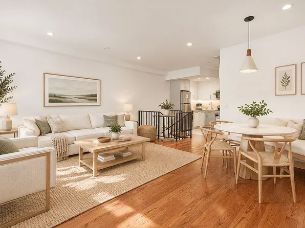 27-34 27th St #1A, Astoria, NY 11102