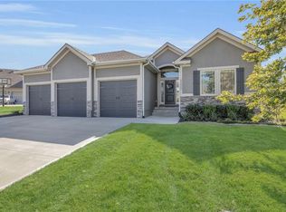 22807 E 41st Ter S, Blue Springs, MO 64015