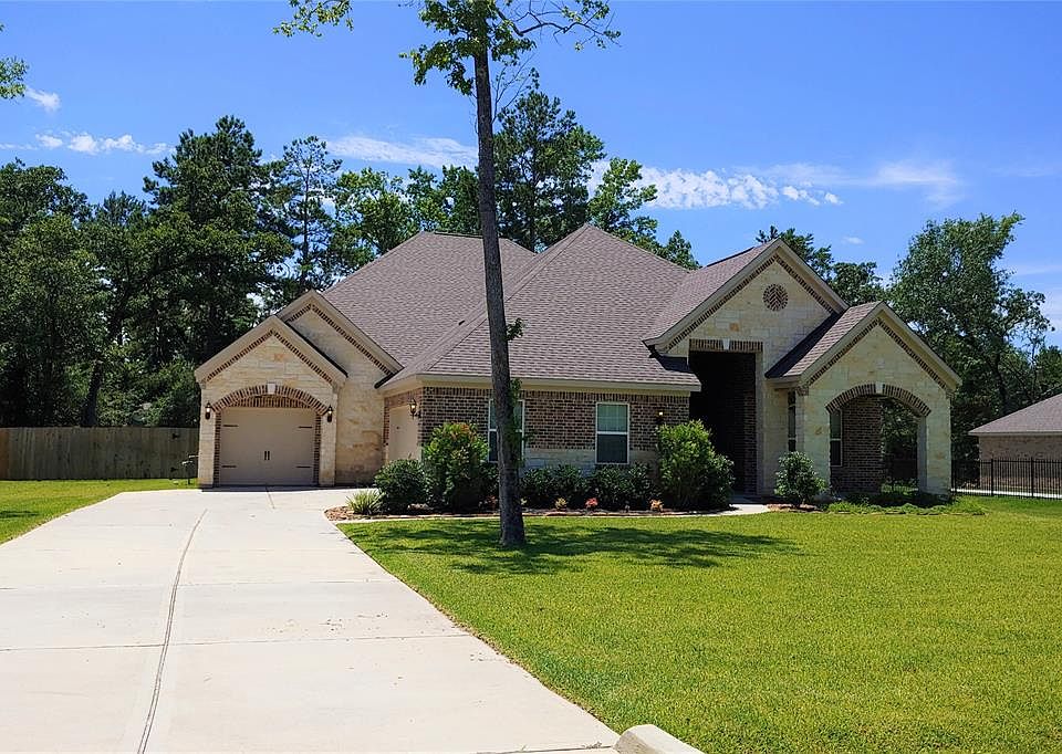 1st image of 306 Council Oak Ct