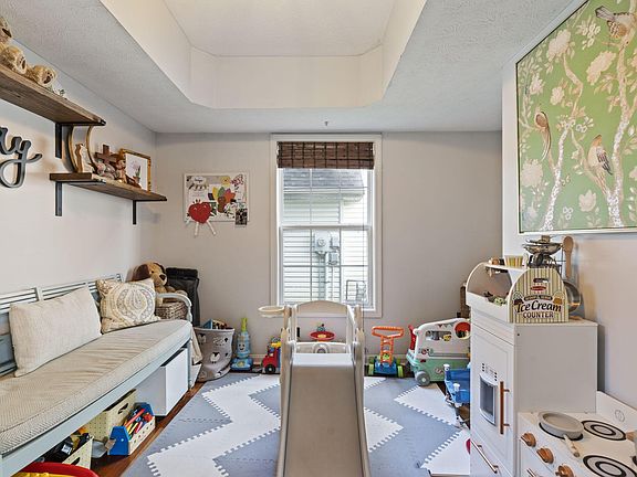 5th image of 3640 Green Park Ct