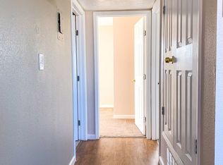 304 Whispering Sands Ct SE APT B, Albuquerque, NM 87123