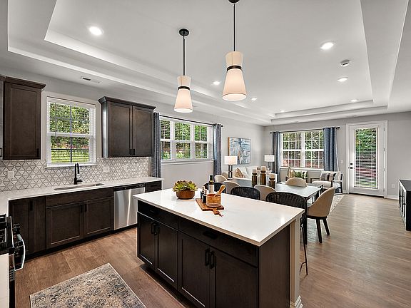 4th image of 8564 W Valley Dr