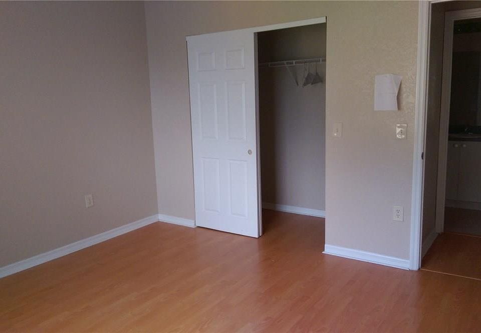 1st image of 806 Belmont Ln