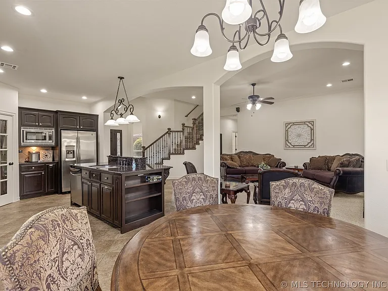 4902 S 165th East Ave — Photo 22