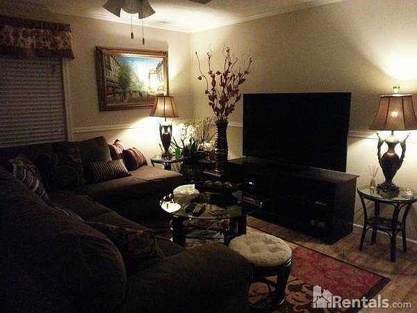 2nd image of 515 Bens Cir