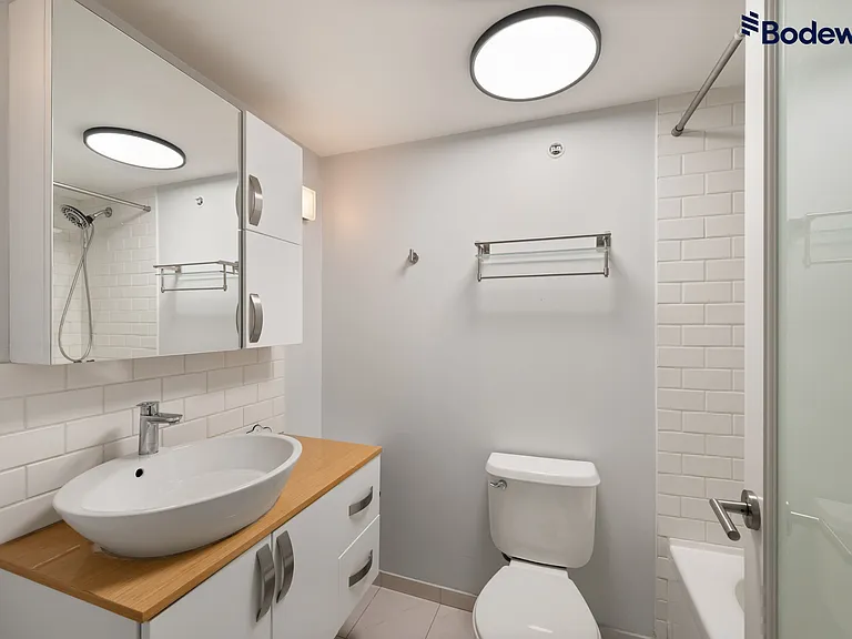 1 Cordova St E #309 — Photo 12