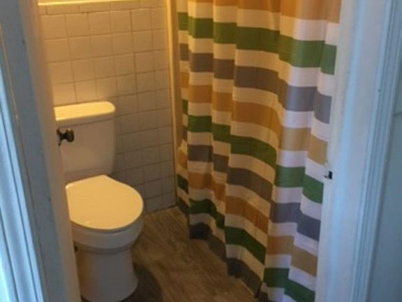 4th image of 2275 Winchester Ave