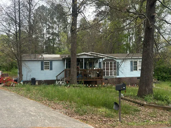 222 Betsy Ln, Rossville, GA 30741