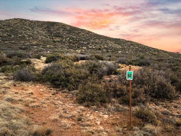 9033 N Mine Mountain Way, Prescott Valley, AZ 86315