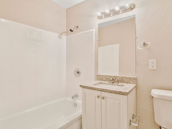 5th image of 5816 Paradise Ln