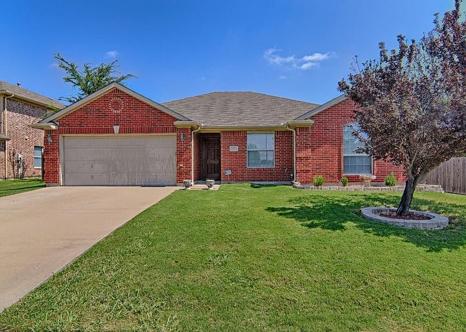1st image of 4513 Fox Meadows Ln
