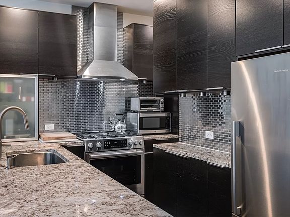 2nd image of 322 W 22nd St #6