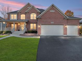 4N550 School Rd, St Charles, IL 60175