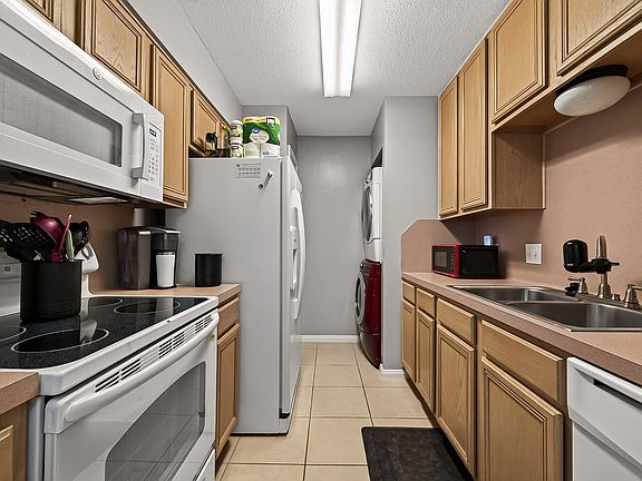5th image of 9707 Richmond Ave APT 118