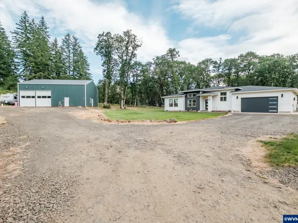 33870 Totem Pole Rd, Lebanon, OR 97355