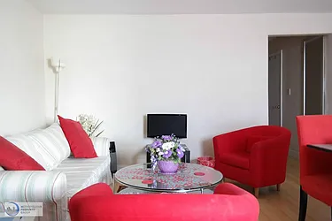 Rented by Metropolitan Property Group