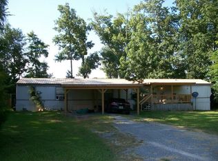 3795 Cove Ln, Cedar Bluff, AL 35959