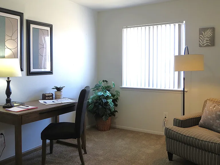 Coppertree Apartments & Townhomes — Photo 7