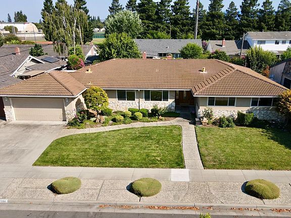 2nd image of 1356 Robsheal Dr