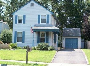 10 Woodstream Dr, Atco, NJ 08004
