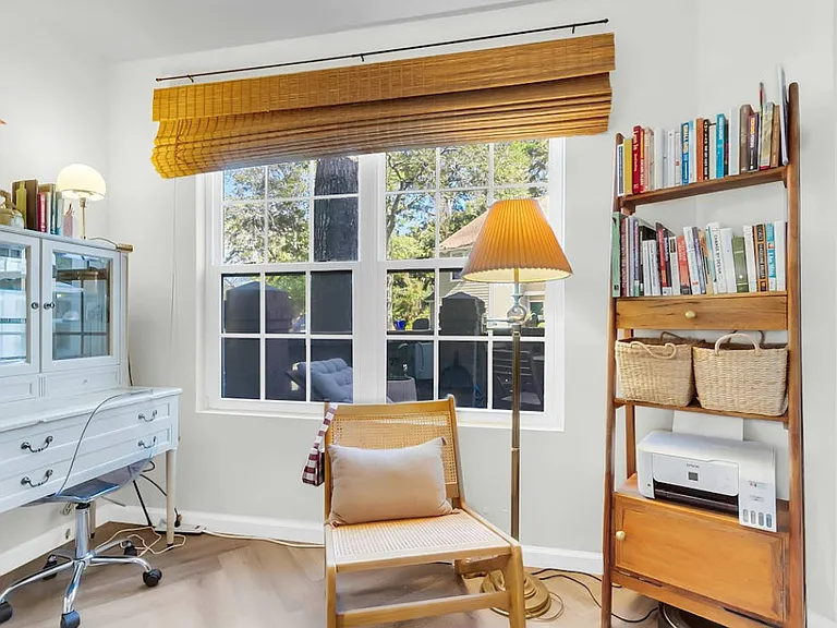 1030 Planters Pl — Photo 9