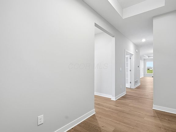 4th image of 1530 Sand Dome Way