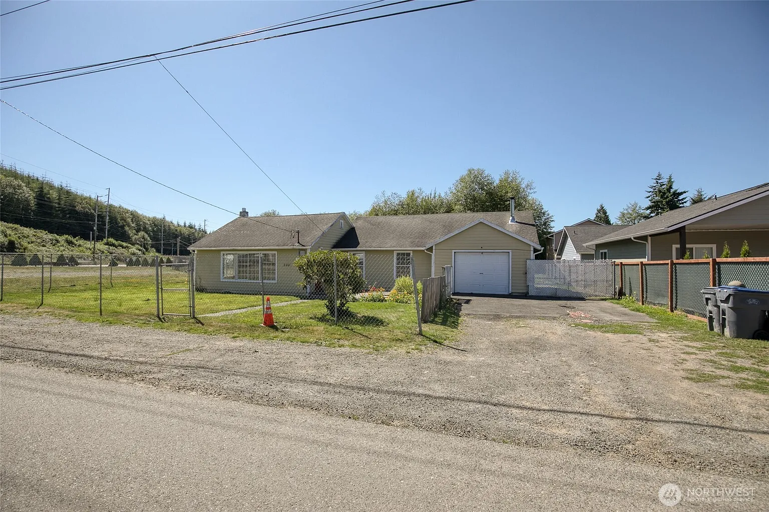 2001 Coolidge Street photo 1
