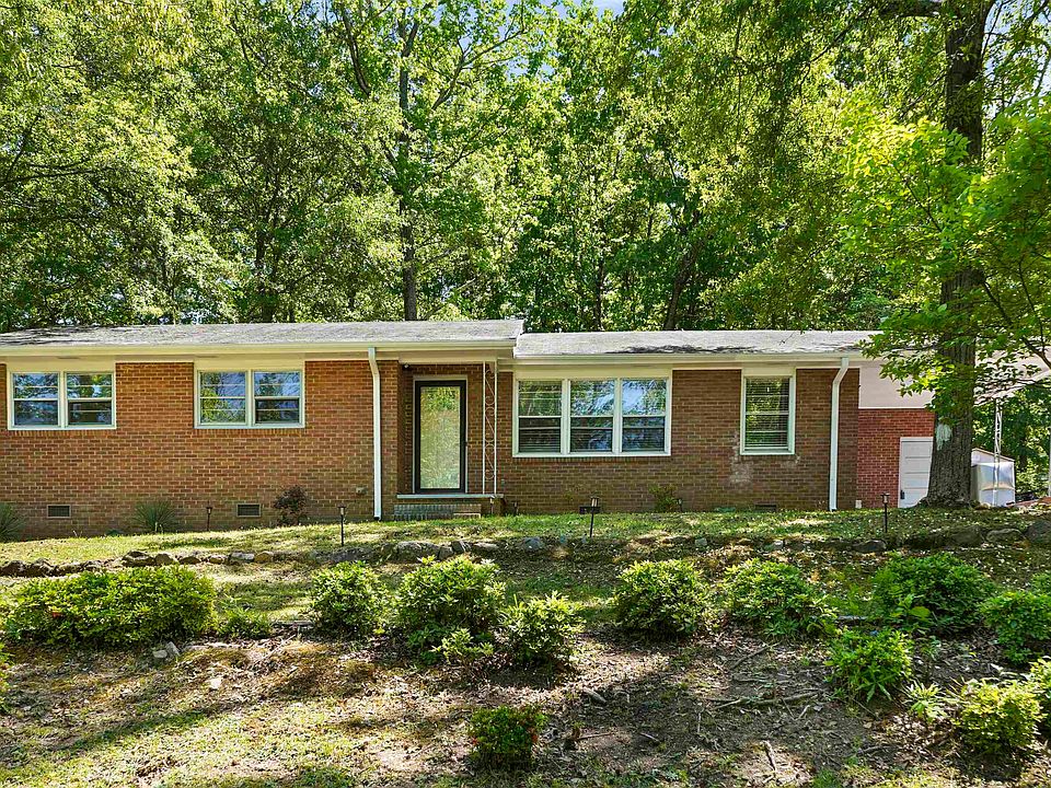 1st image of 329 Earl Dr