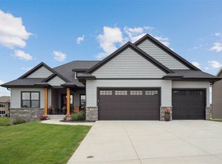 332 Rolling Hills Dr, Tiffin, IA 52340