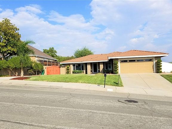 2nd image of 7419 Marigold Ave