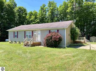 2698 S 9th Rd, Harrietta, MI 49638