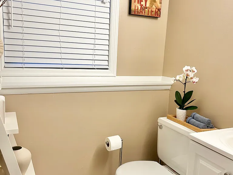 2570 Lydiard Ave #1 — Photo 6