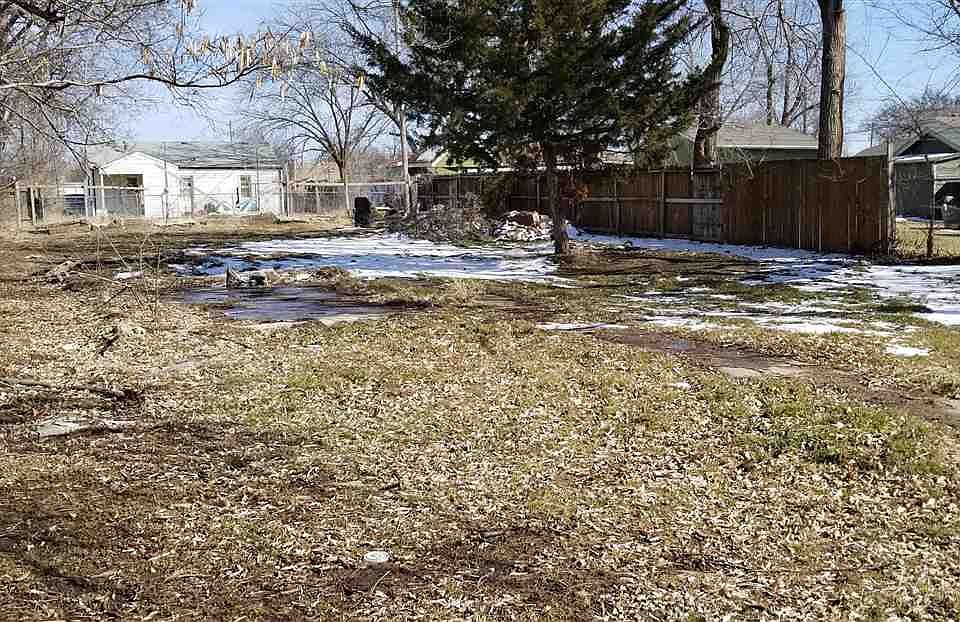2nd image of 2312 N Mascot Ave