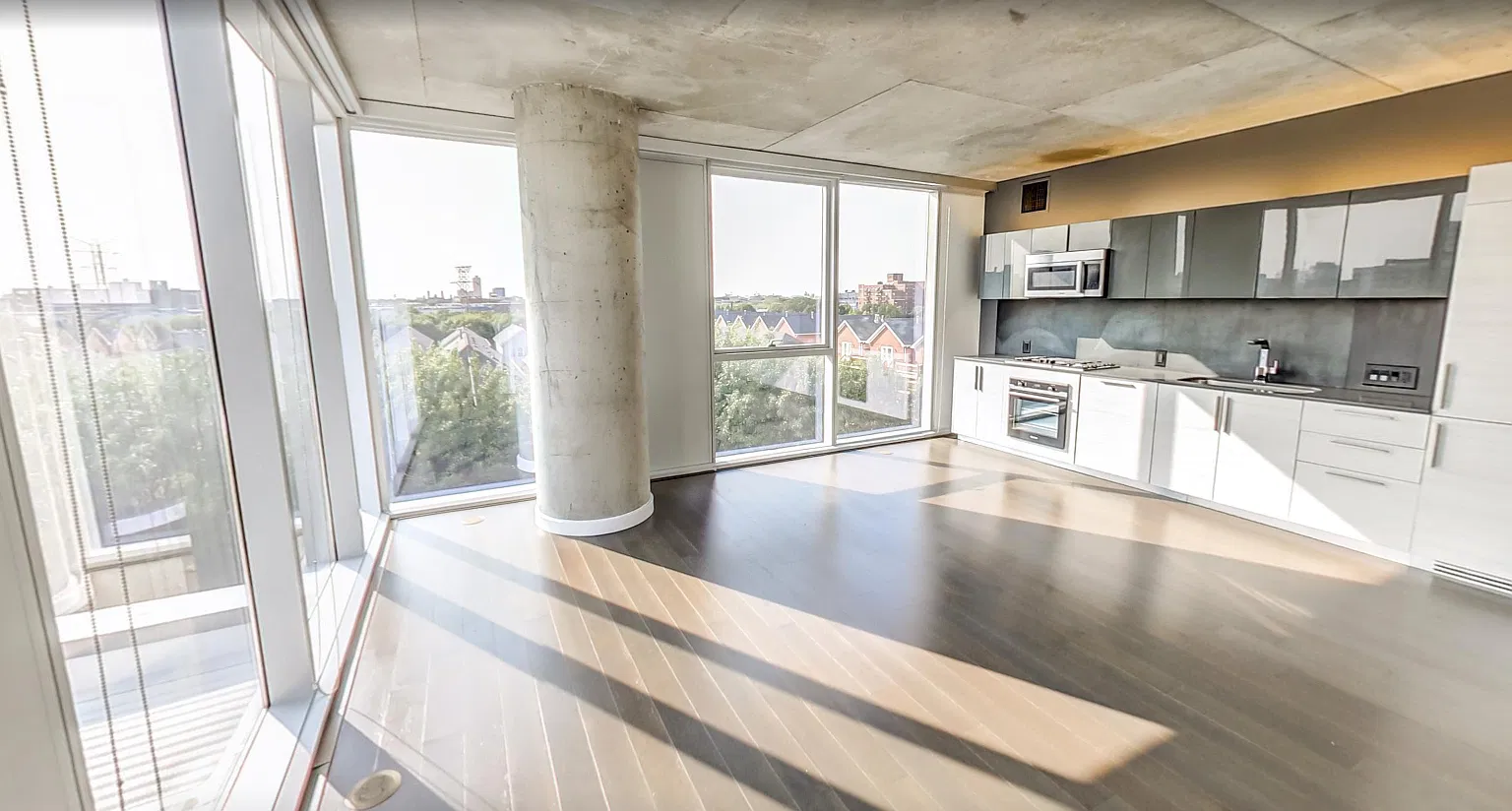 1160 N Larrabee St — Photo 1
