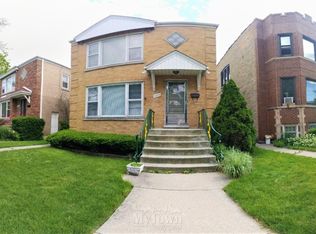5209 W Montrose Ave #1, Chicago, IL 60641