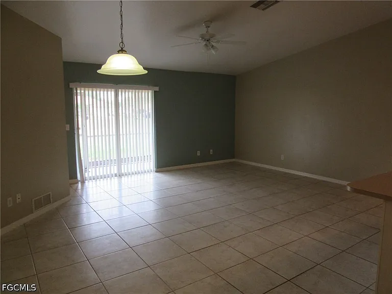 271 SW 4th St #271 — Photo 17