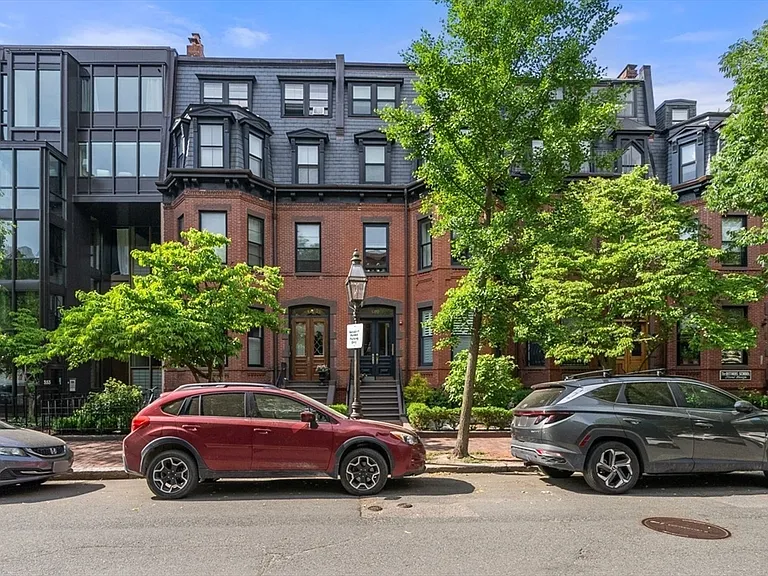 349 Marlborough St #1 — Photo 32