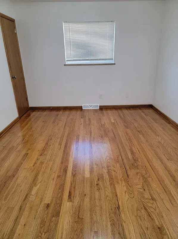 3 bed, 1368 sqft, $2,200 — Photo 2
