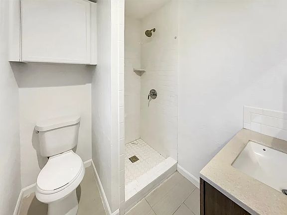 3rd image of 339 Shady Ct #0
