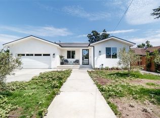 15045 Wyandotte St, Van Nuys, CA 91405