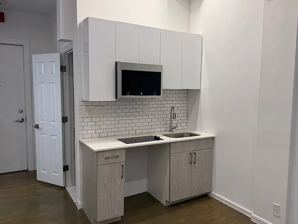 270 Newbury St #1