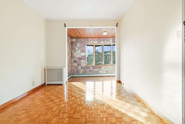 Rented by Compass | media 9